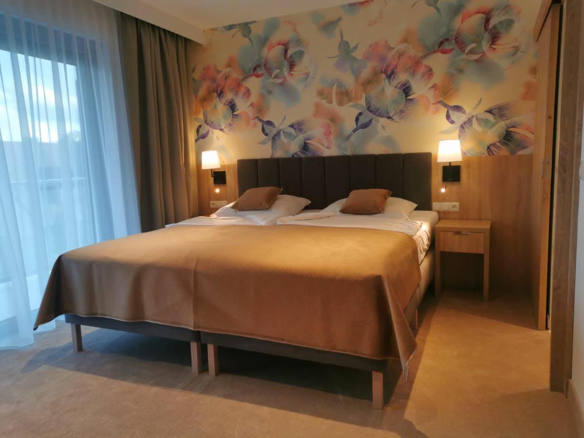 Hotel Skal Medi Spa & Resort Ustronie Morskie Ngoại thất bức ảnh